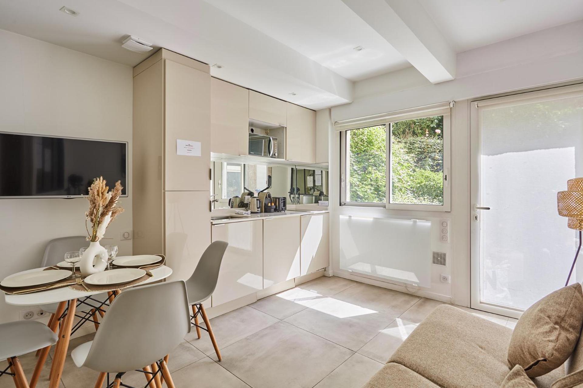 Residence Le Marais By Studio Prestige Париж Екстериор снимка